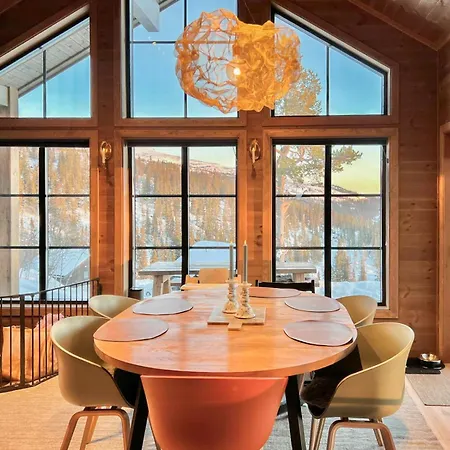 Modern Family By Tempelseter Trails